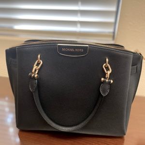 Michael Kors Tote